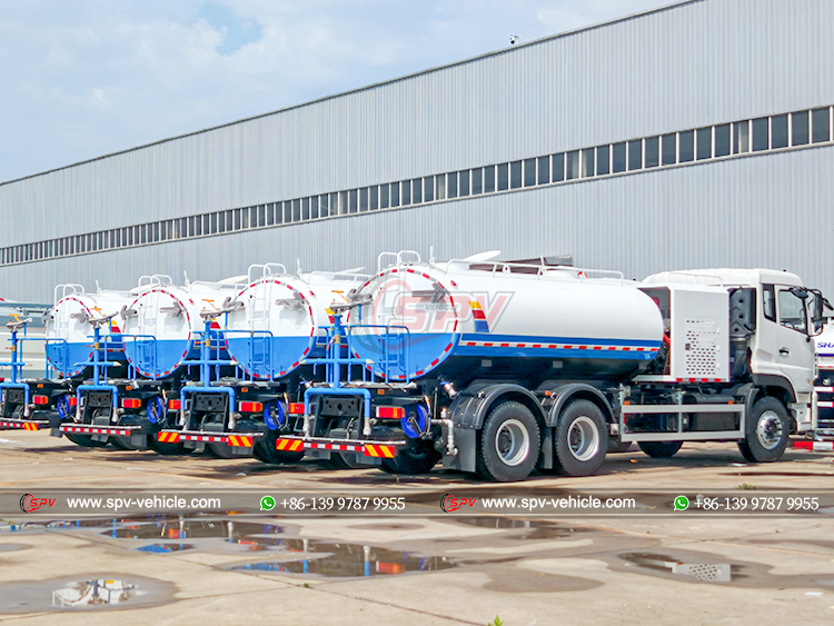 4 Units of Road Vacuum Jetting Trucks - Rear Right Side